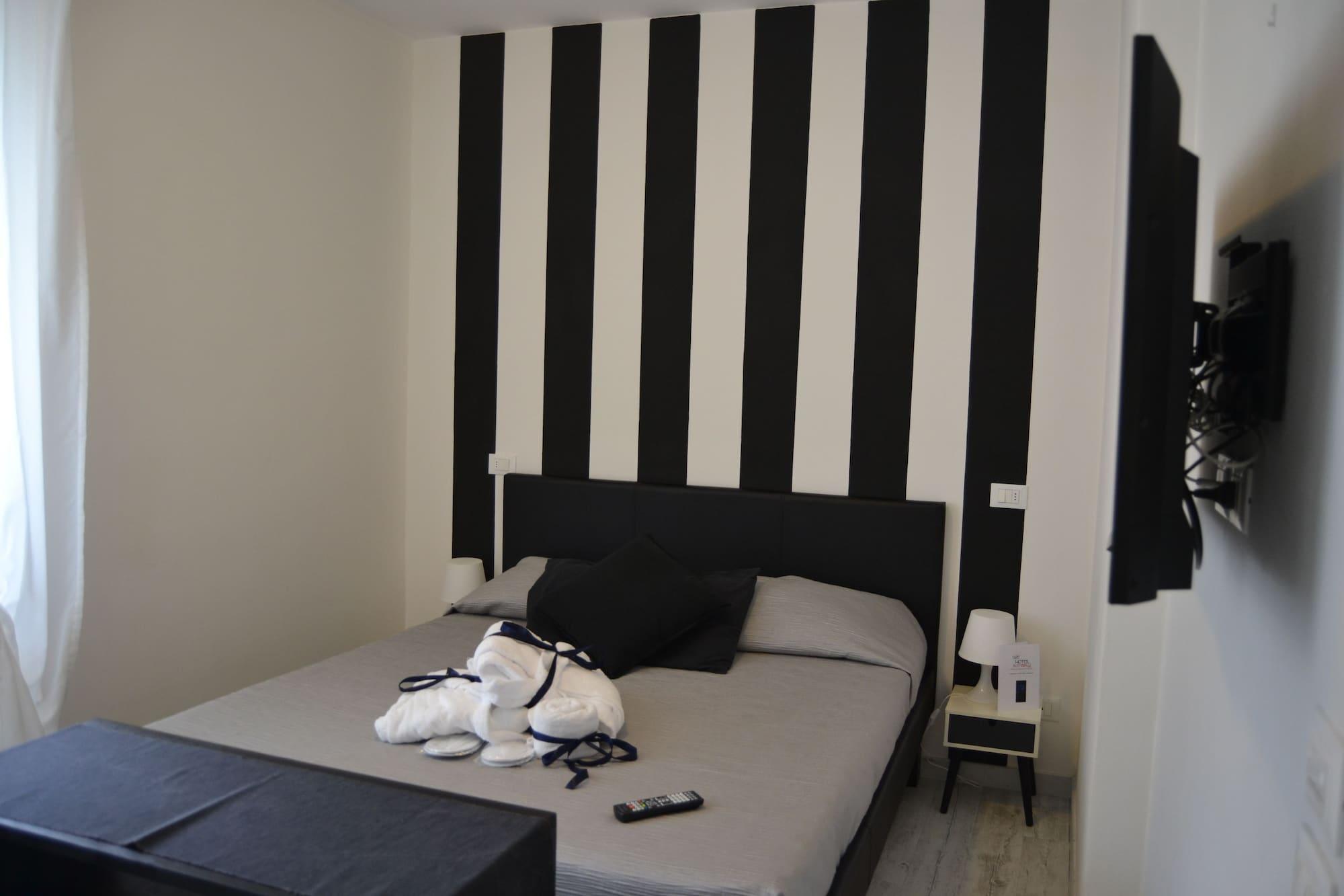 מגדל אגם פוצ'יני Hotel Butterfly מראה חיצוני תמונה