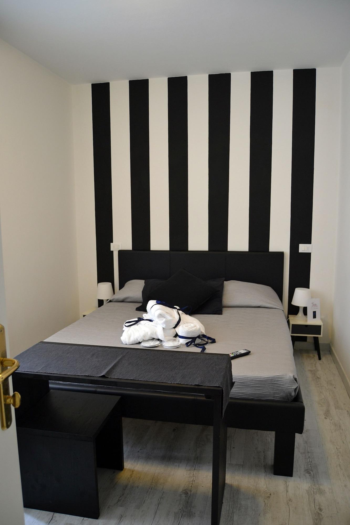מגדל אגם פוצ'יני Hotel Butterfly מראה חיצוני תמונה