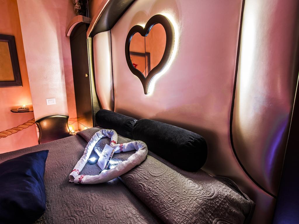 מגדל אגם פוצ'יני Hotel Butterfly חדר תמונה